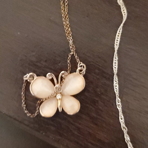 *SOLD*Jewelry - Picture 2 of 5